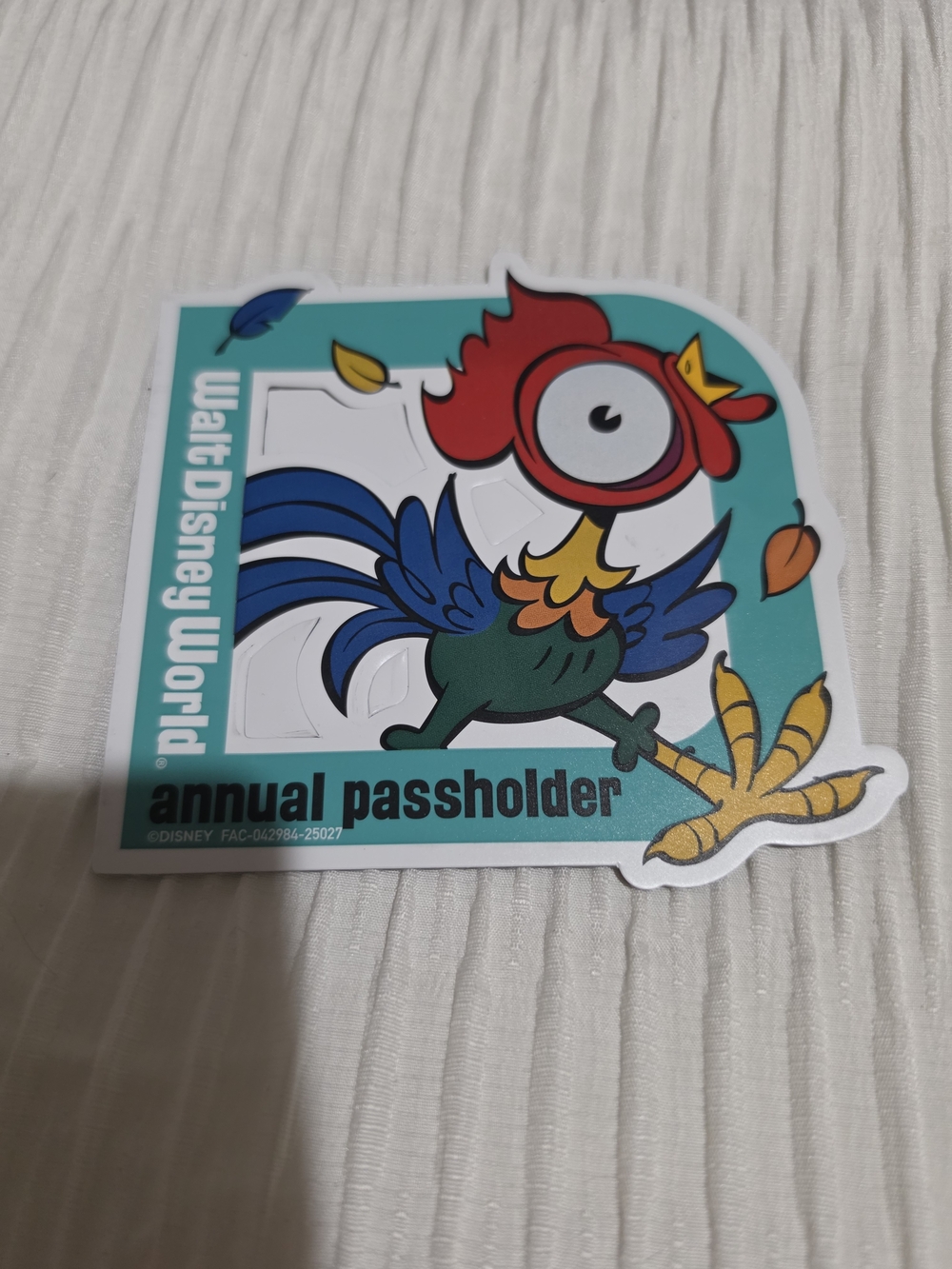 Walt Disney World Annual Passholder Magnet - Hei Hei New